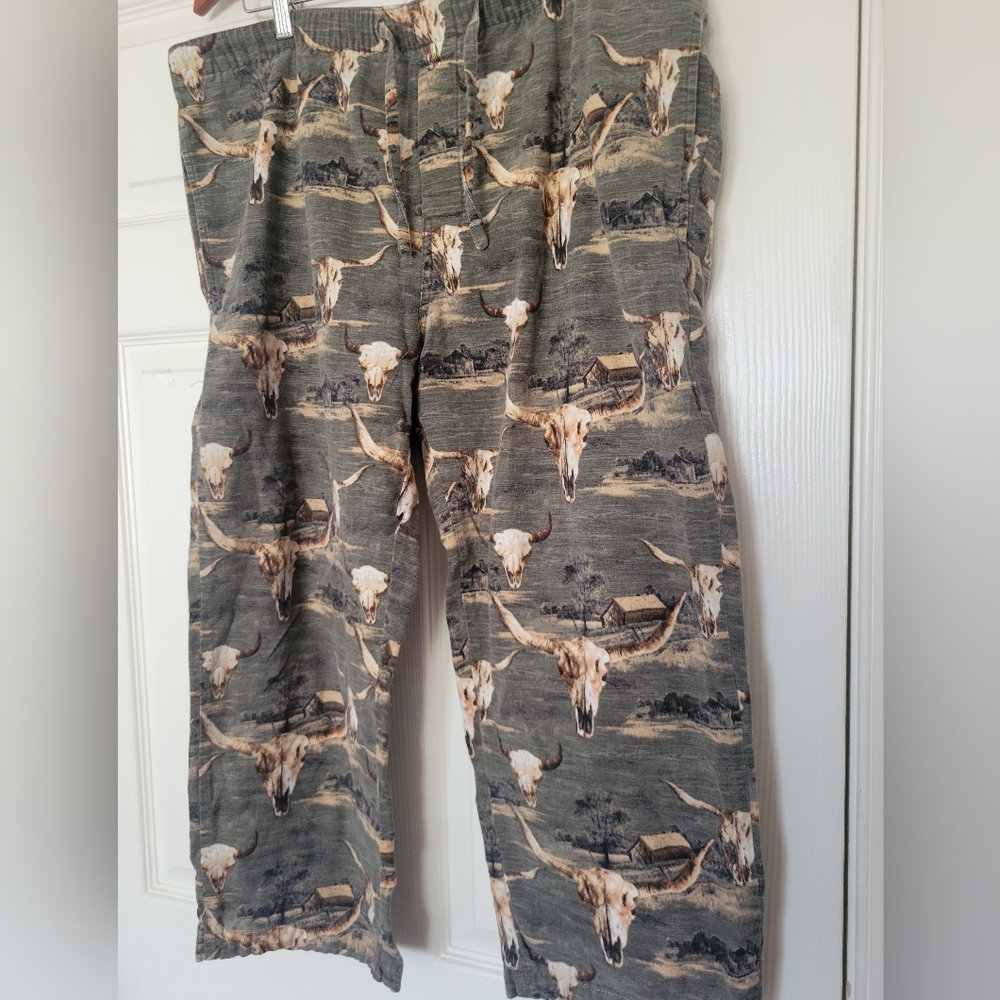 Bit & Bridle Womens Pull on Wide Leg Cropped SleepingPajama Pants Cow Print M